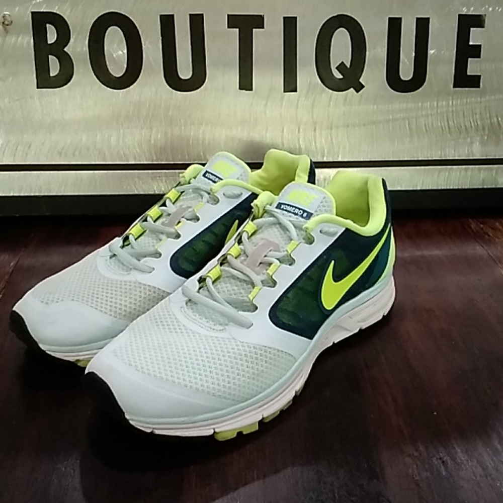 Nike Vomero 8 Men's Running Shoes Size 11